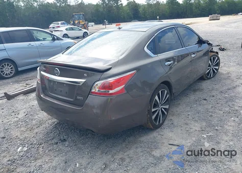 2015 Nissan Altima 2.5 S из США, поврежденный, VIN 1N4AL3AP0FN919040